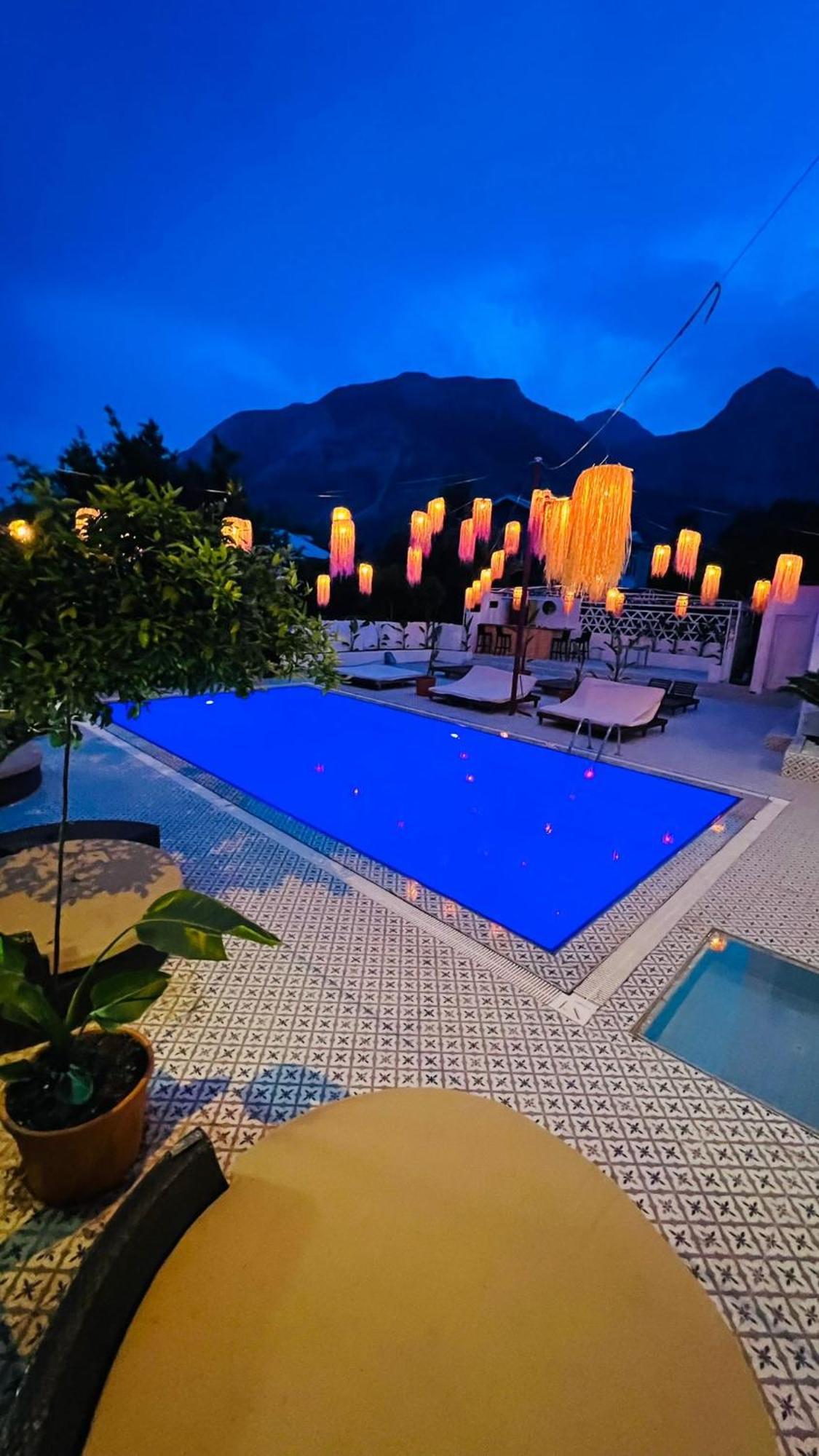 Gueler Butik Hotel 安塔利亚 外观 照片